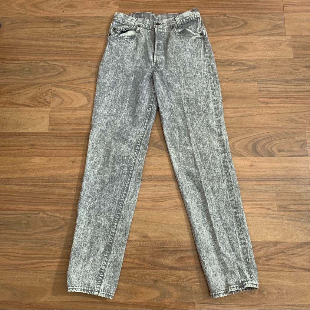 Vintage Levi’s 550 Student Fit Acid Wash Denim Jeans Button Fly 29 X 32